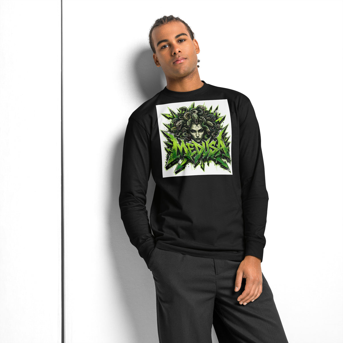 Medusa Graffiti heavyweight long sleeve t-shirt — Black — front